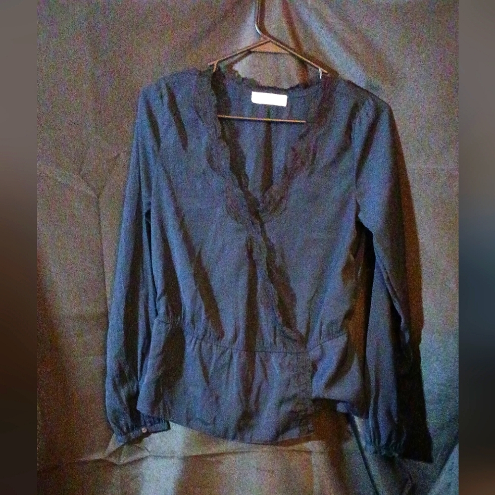 NWOT Abercrombie & Fitch blue lace trim blouse sz sm - Picture 2 of 8